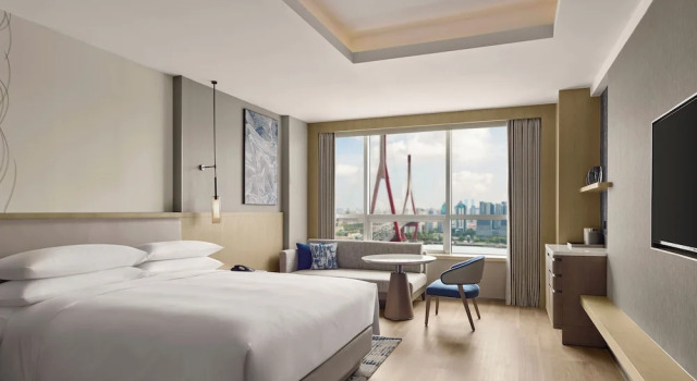 Двухместный номер Superior с видом на реку Shanghai Marriott Hotel Yangpu Riverside