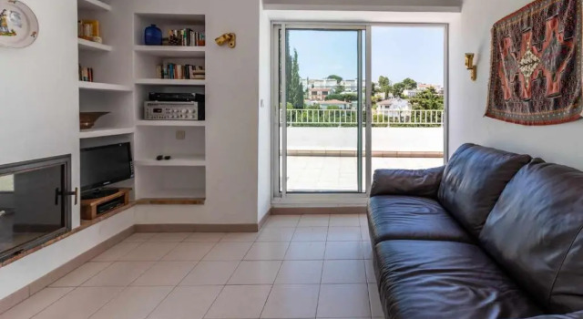 LA FARELLA 55 apartamento cerca del mar, Забронировать Апартаменты/квартира Отели Льянсса с парковкой, рядом с Музей акварели Фонда Жозепа Мартинеса Лосано, Парковка