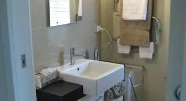 Moongate Accommodation, Varaa Hotelli Hepburn Springs 