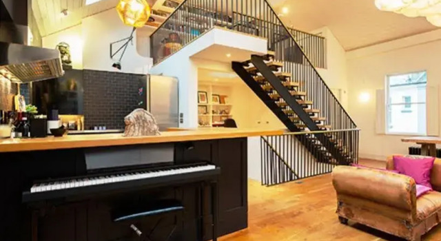 Veeve  Scampston Mews Townhouse, Забронировать Отель Лондон Большой Лондон, рядом с Лондонский парк аттракционов КидЗания