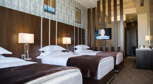 Трёхместный номер Standard Sulaf Luxury Hotel