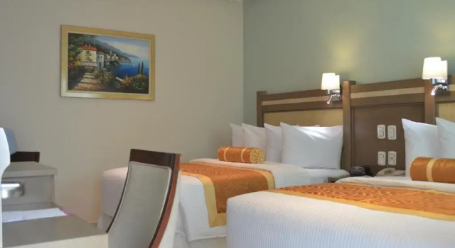 Четырёхместный номер Deluxe hotel villa magna poza rica