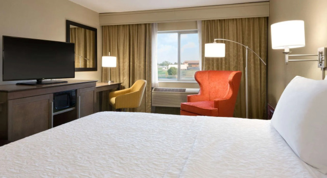 Summit Suites