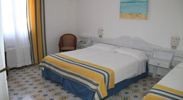 Hotel 3 Botti, Book Hotel Baja Sardinia Emerald Coast