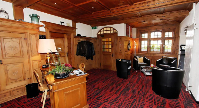 Chalet-Hotel Larix, Book Chalet Davos-Dorf 