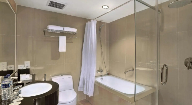 Deluxe cameră Golden City Hotel and Convention Center