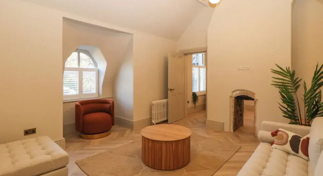 Chatsworth Suite, Забронировать Дом для отпуска Виллы Бакстон, рядом с Оперный театр Бакстона, Вилла