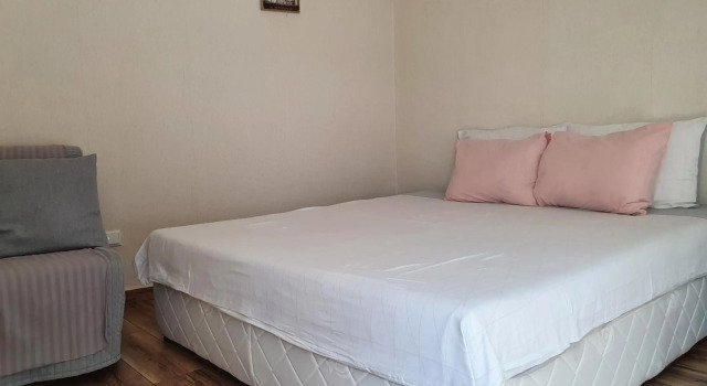 Malavi KI top center studio Ruse, Book Hotel Ruse 