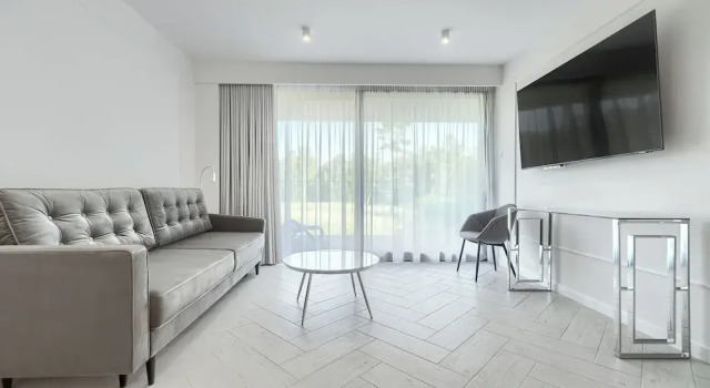 Sea & Lake - City Apartments, Buchen Sie Ferienwohnung Hotels in Westpommern mit Pool, Schwimmbad