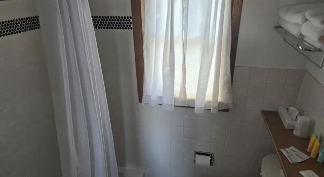Номер Standard A Bridge View Inn