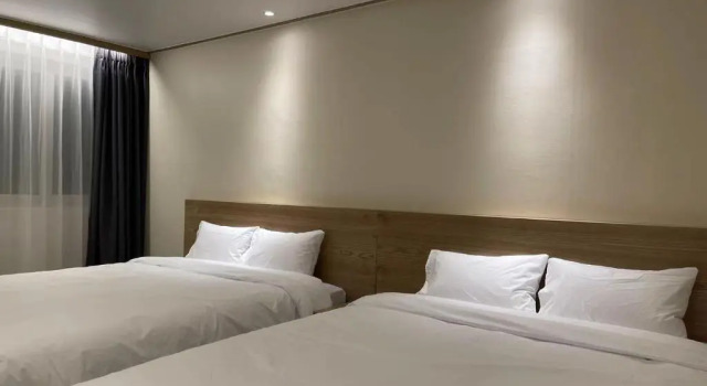 Четырёхместный номер Superior The garden hotel
