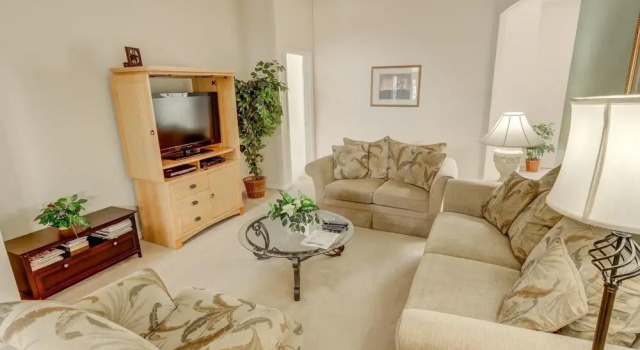 Gary's Arcade Dream Highlands Reserve Vacation Home, Varaa Lomakoti Huvilat kohteessa Florida, Villa