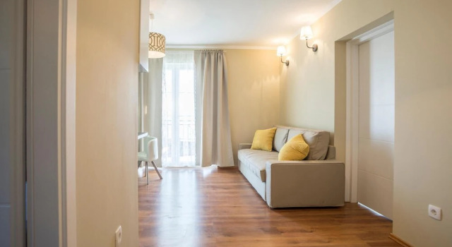 Awesome Apartment in Podstrana With 1 Bedrooms and Wifi, Забронировать Апартаменты/квартира Отели Подстраны с парковкой, рядом с Частный Пляж «Апартментс Лавица Бич Думичич», Парковка