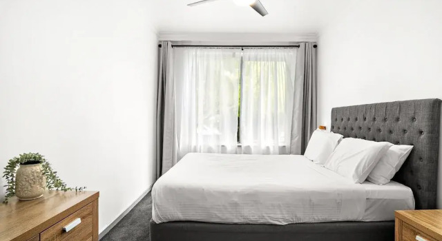 Serene 2-bed Apartment in St Kilda, Забронировать Апартаменты/квартира Мельбурн Melbourne Region, рядом с Концертная площадка Palais Theatre