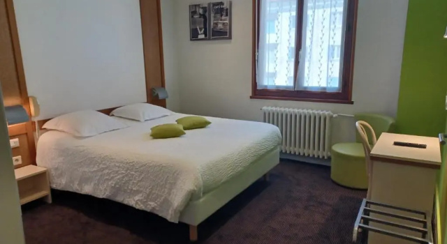 Двухместный номер Standard Logis Hôtel Restaurant Bellevue Annecy