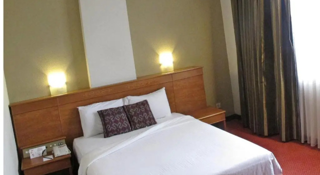 Standardowy dwuosobowy pokój Hotel Grand Continental Kuching
