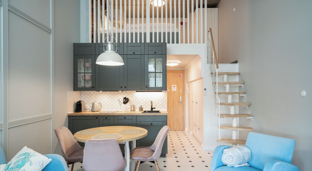 Люкс с балконом RentPlanet - Apartamenty Zarembowicza
