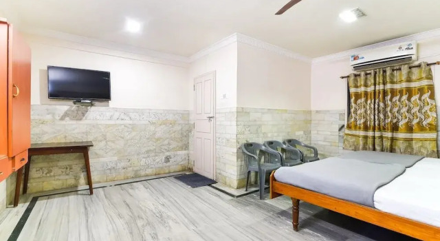 Hotel Ganesh by OYO Rooms, Book Hotel Madanapalle 