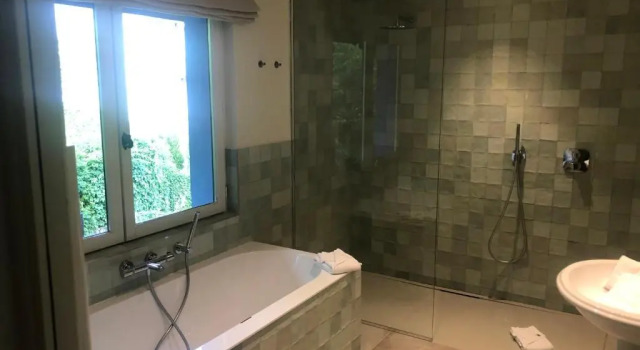 Полулюкс Hôtel Le Mouton Bleu