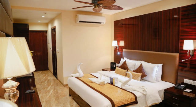 Fabhotel Prime Sarala Crown - 500M From Calangute Beach, Book Hotel Hotels in Goa with a Pool, Swimming Pool