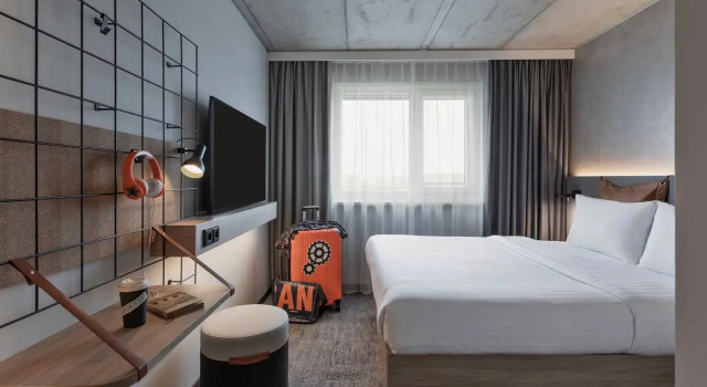 Номер Standard Moxy Hamburg Altona