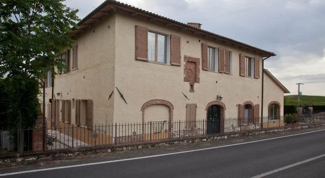 Casa Vacanze Santa Caterina, Prenota Hotel Asciano Crete Senesi