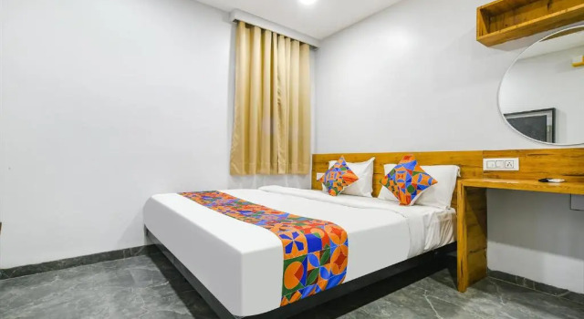 Номер Deluxe Fabhotel Unity Landmark