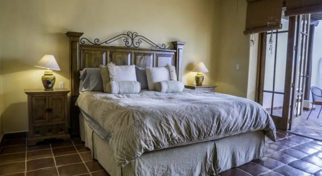 Семейная вилла с 2 комнатами с балконом FN118-Loreto Bay-Artistic Cozy Villa