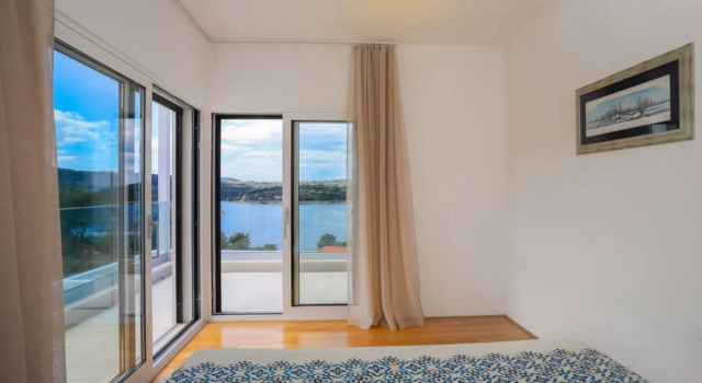 House Jakša Impruneta, Buchen Sie Hotel Hotels in Gespanschaft Split-Dalmatien mit Pool, Schwimmbad