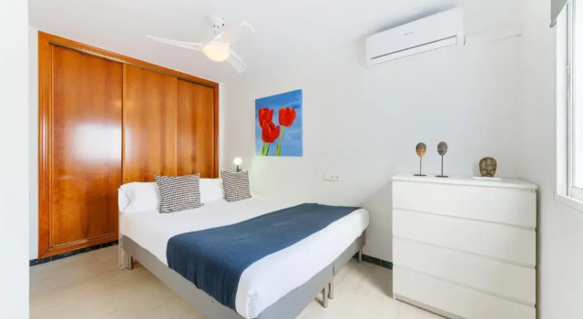 Апартаменты Holidays2Fuengirola Palangreros 100 mts from Beach and promenade