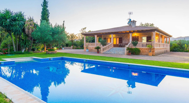 Villa Can Berguins