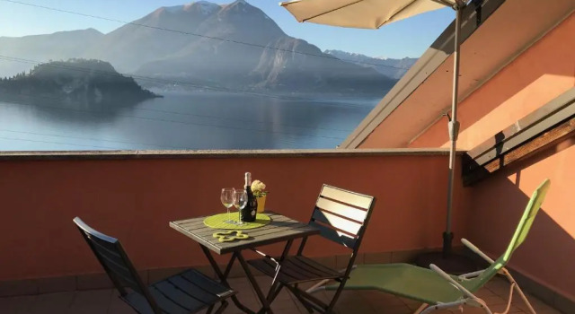 New Attic Lake View 4, Prenota Appartamento Hotel a Como con parcheggio, Parcheggio