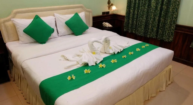 Sunway Hotel, Забронировать Отель Отели Луангпхабанг 5 звезд, 5*