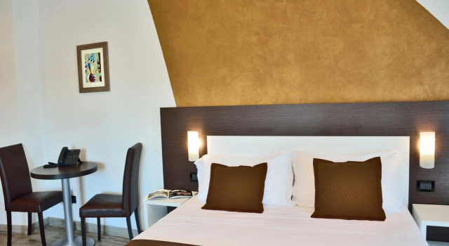 Hotel Luxor Florence, Забронировать Отель Отели Флоренции с завтраком, рядом с Центральный рынок, Завтраки