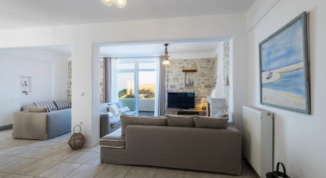 Villa Amphitrite With Amazing sea View and Private Swimming Pool, Prenota Villa Hotel a Paro con parcheggio, Parcheggio