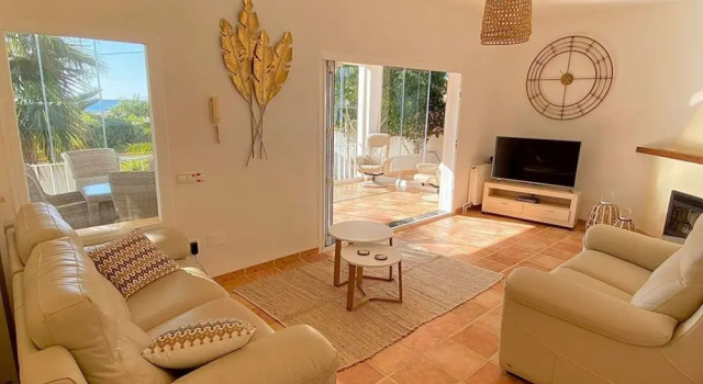 Charming Villa With Private Swimming Pool Near the Sea, Book Villa Moraira Costa Blanca