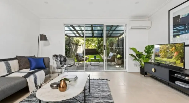 Апартаменты Patio House: Moments From Marrickville Metro