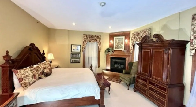 Люкс Luxury The Port Hotel