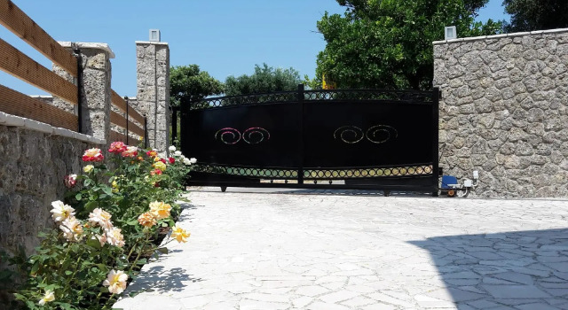 Achillion Luxury Corfu Villa & Suites, Забронировать Вилла Отели периферии Ионических островов с бассейном, Бассейн