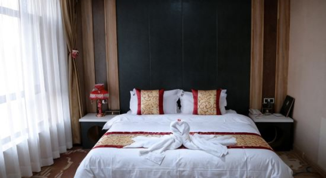 Люкс Deluxe Dong Fang Hui Business Hotel