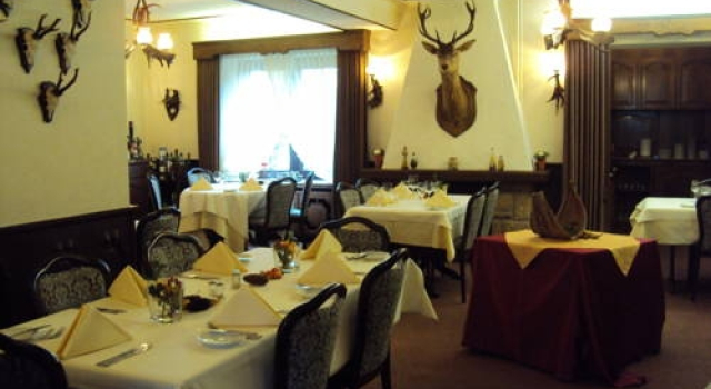 Hotel Kreusch, Rezervasyon Otel Amel Liege