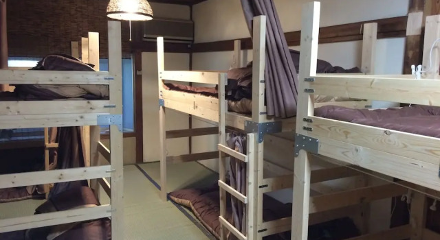 Кровать в общем номере Guesthouse Sunanoshiro - Hostel