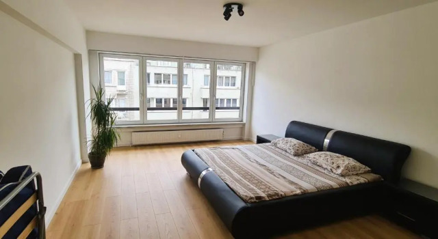 Modern appartement nabij Casino en Zee, Rezerwuj Apartament Hotele w Bruksela z parkingiem, Parking