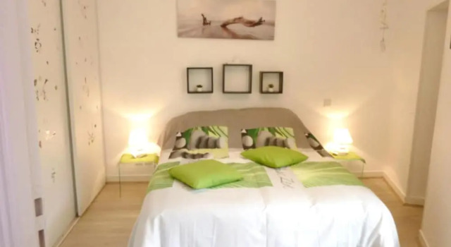 Appartement Les Bains, Rezerwuj Apartament Hotele w Erquy z parkingiem, Parking