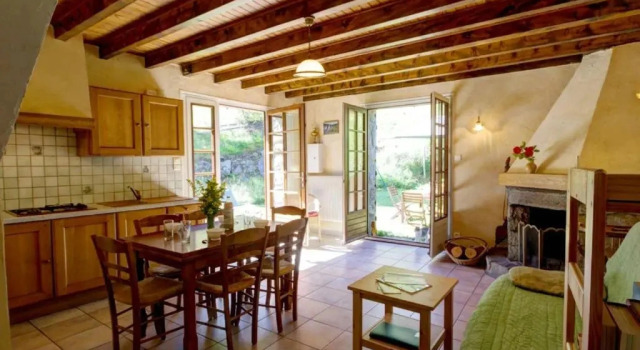 Gîte La Versanne, 3 pièces, 4 personnes - FR-1-496-127