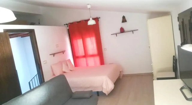 Chalet With 6 Bedrooms in Cortegana, With Wonderful Mountain View, Shared Pool and Enclosed Garden, Rezervați Cabana Vile în Extremadura, Vilă