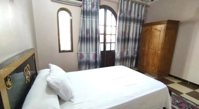Ahmed Mulatam House, Забронировать Отель Отели Аль-Луксора с парковкой, Парковка