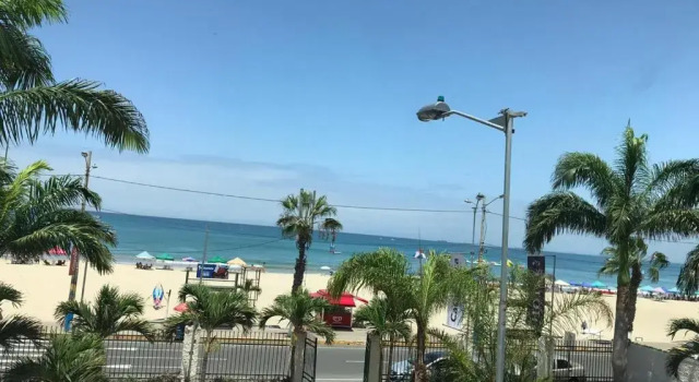 Четырёхместный номер Deluxe Hotel Casablanca Salinas