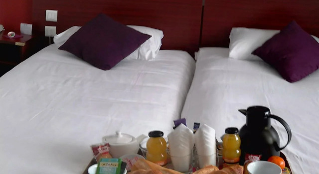 Les Gens de Mer, Rezerwuj Hotel Lorient 