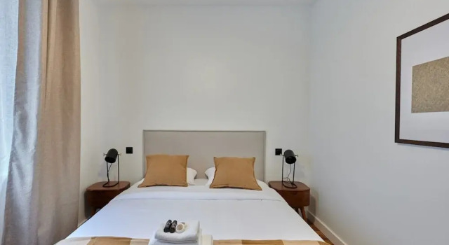 Charming & Modern Apartment Center of Paris, Забронировать Апартаменты/квартира Париж Иль-де-Франс, рядом с Вокзал Сен-Лазар